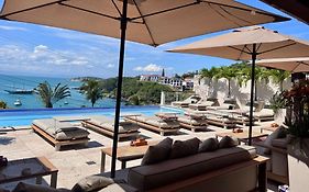 Hotel Ville La Plage & Beach Club